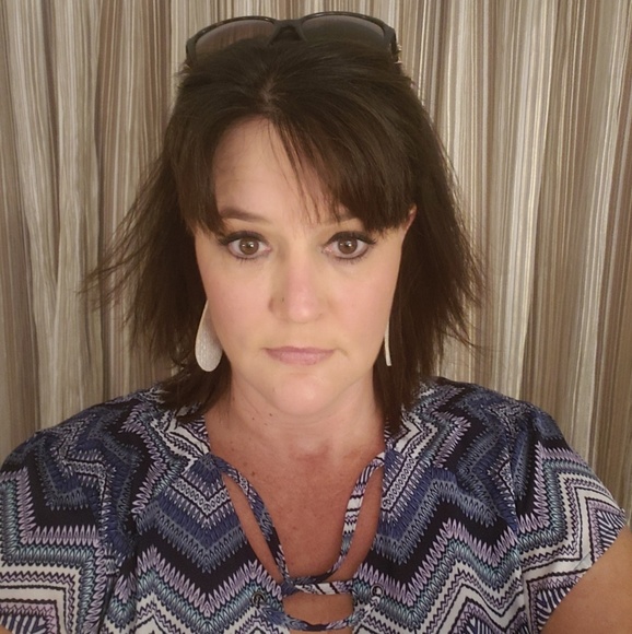 Meet your Posher, Chelsi - Picture 1 of 1